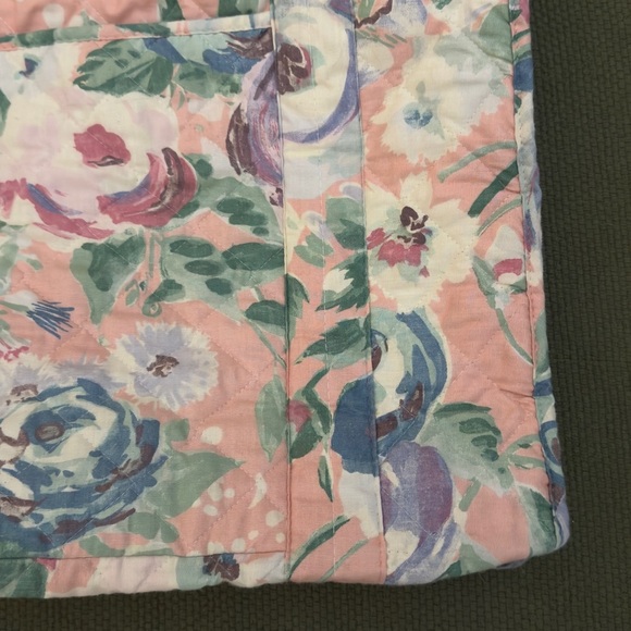 Vintage Quilted Floral Tote Bag - Picture 5 of 16